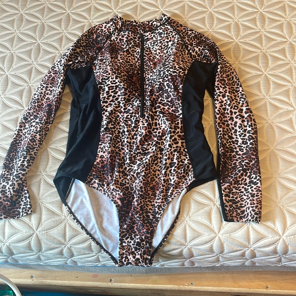 One pice swim suit